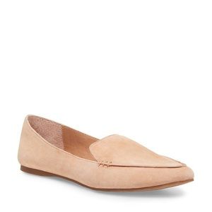 Steve Madden Feather camel loafers